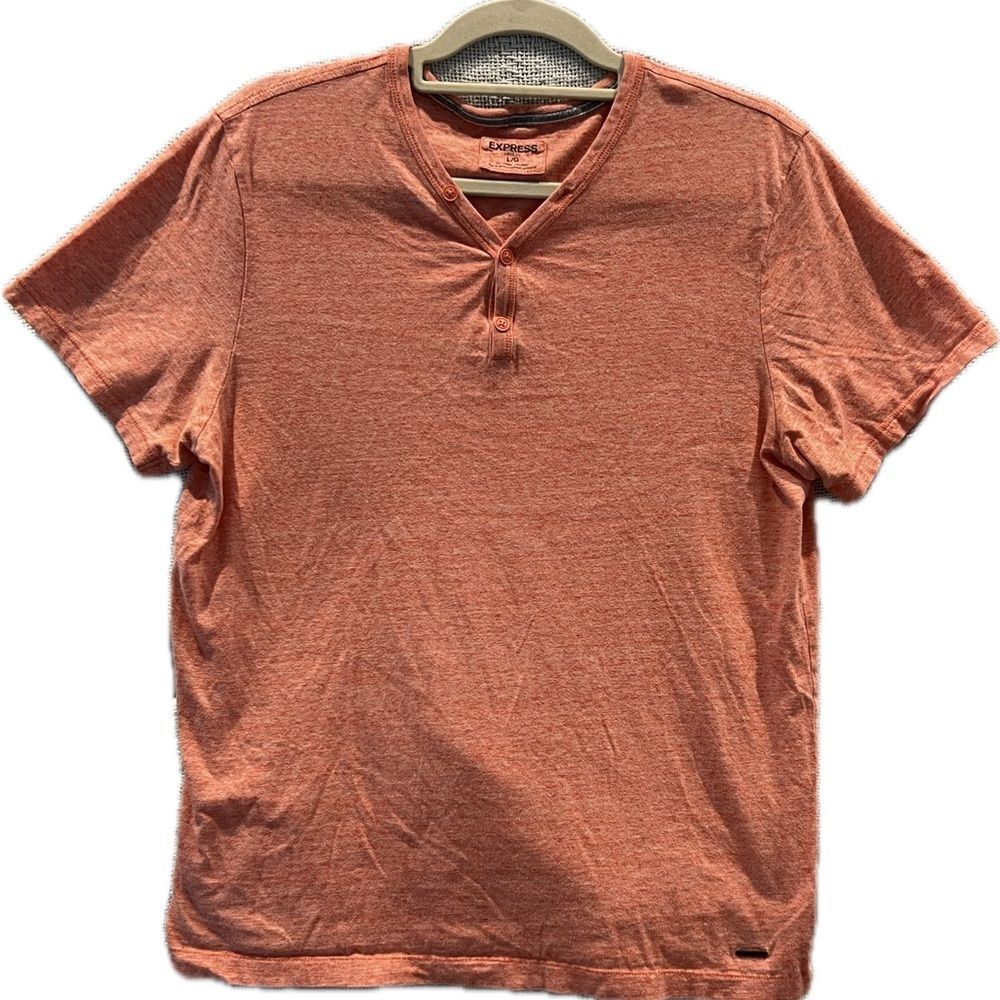 Express Men's Orange Short Sleeve Tee